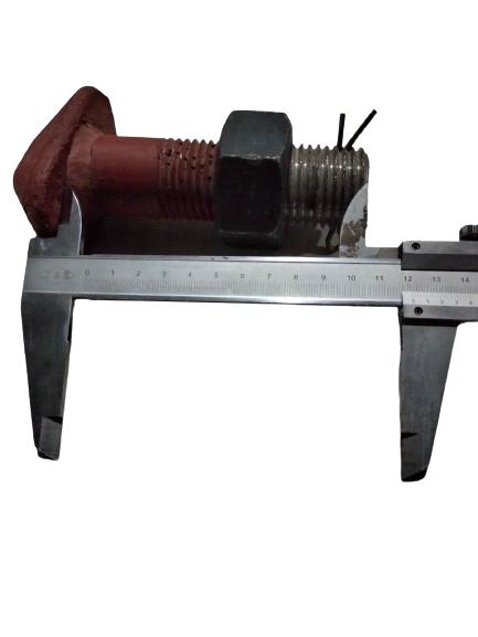 Khóa gù siết trước